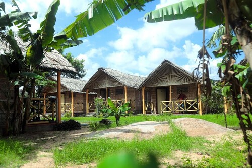 Shanthi Dhama Resort
