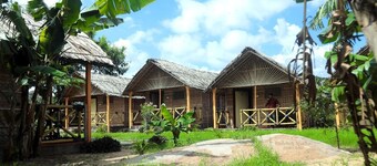Shanthi Dhama Resort
