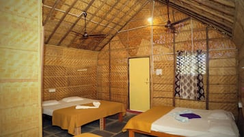 Family Triple Room | Free WiFi