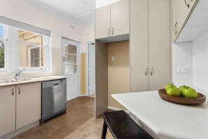 Microwave, oven, stovetop, dishwasher