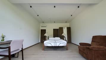 Kamar Double Deluks, balkon, pemandangan gunung | Area keluarga