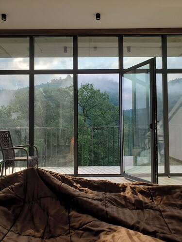 The Whispering Oaks Retreat