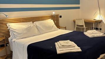 Kolmen hengen perushuone, kaupunkinäköala | Ilmainen Wi-Fi