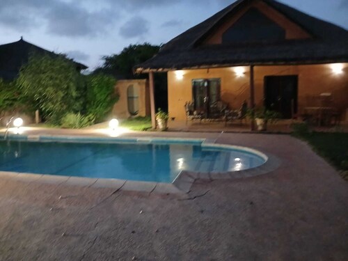 Villa Keur Dior – Tout confort, piscine, plage, Petite Côte.