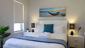 3 bedrooms, iron/ironing board, travel crib, internet