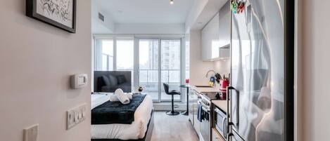 1 bedroom, iron/ironing board, WiFi, bed sheets