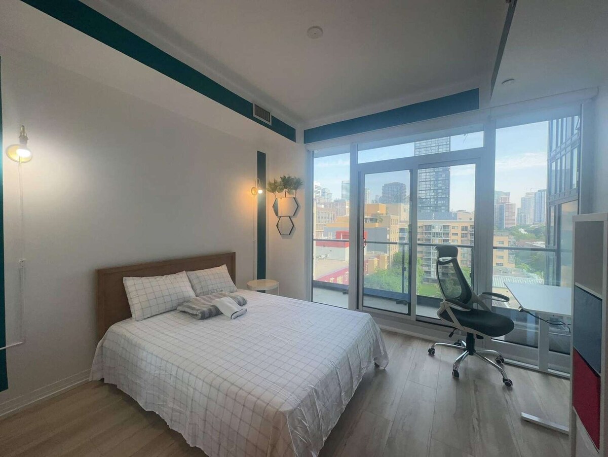 RivetStays | The Jarvis Elite Suite – Studio Suite