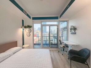 1 غرفة نوم ومكواة/لوح كي وواي فاي وملاءات أسرّة