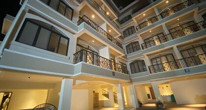 Alibaug - Holiday Home Mountain and Pool view - Studio Apt