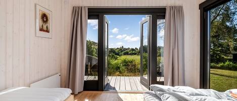 3 bedrooms, Internet