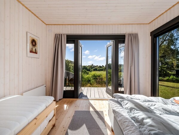 3 bedrooms, internet