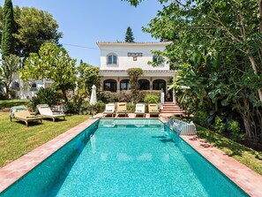 Pool - Villa Sophora - 5 Minutes from Puerto Banus (Marbella)