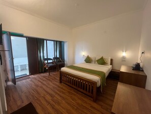 Deluxe Double Room, Garden View | Desk, free WiFi - Great Escapes Resort (Munnar)