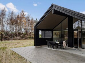 House | Bahagian luar