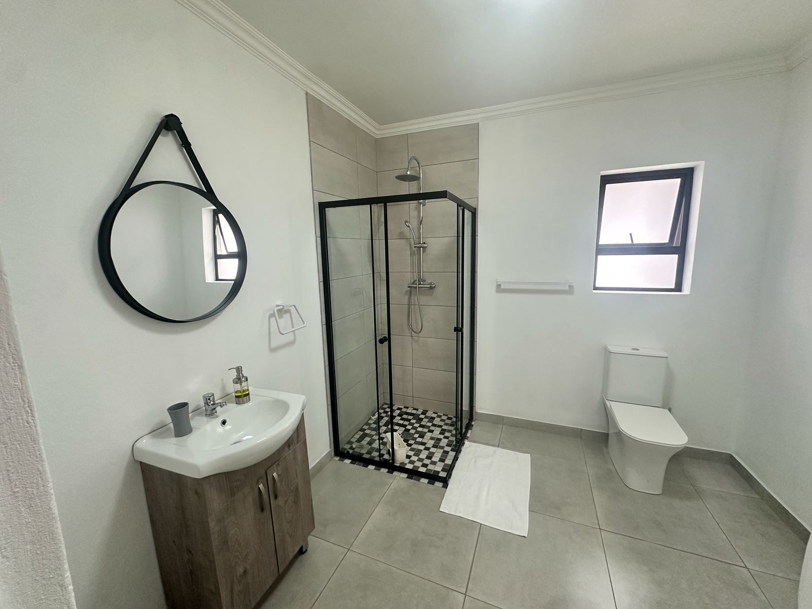 Executive Suite | Bathroom