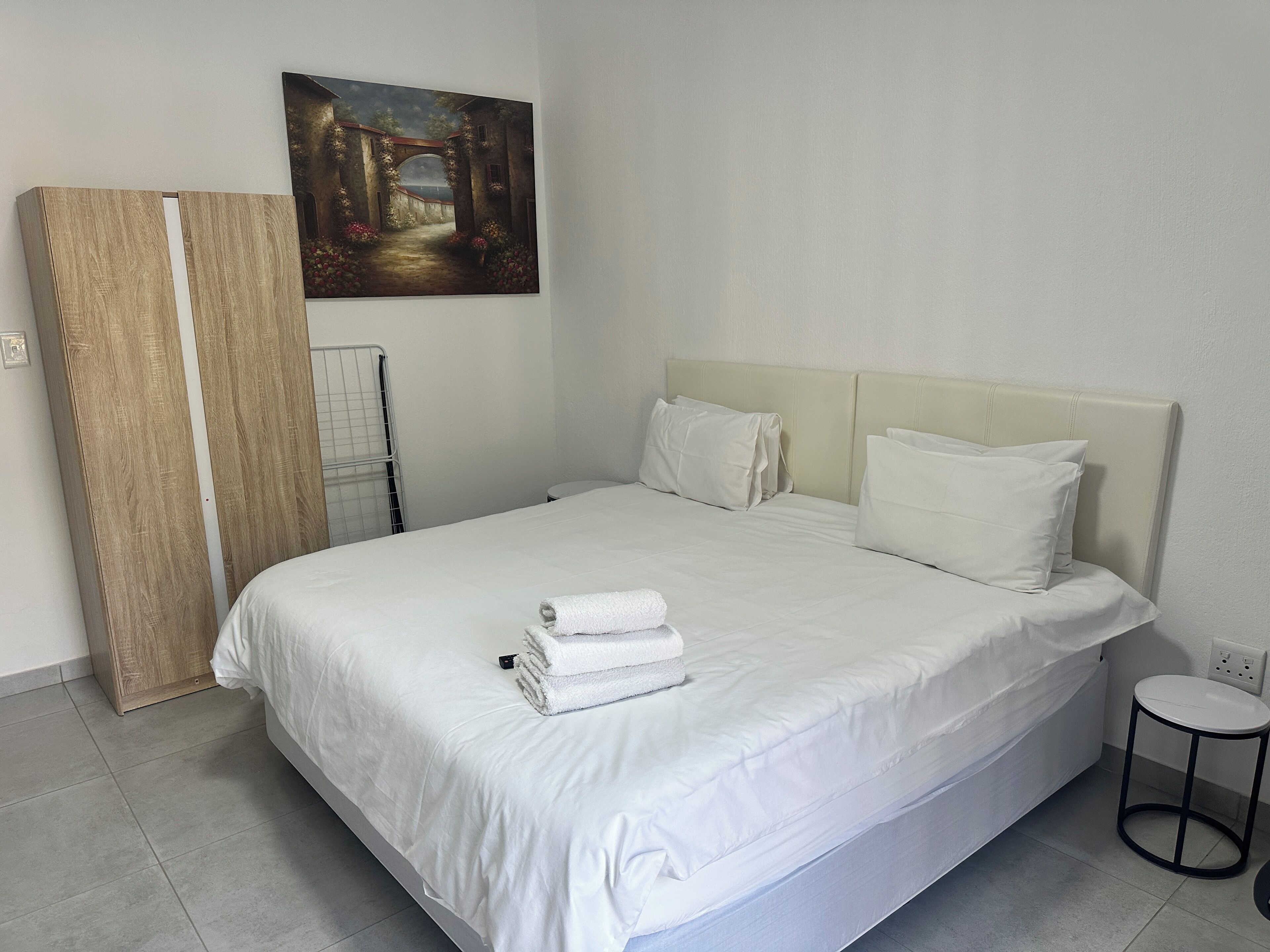 Suite clàssica | Mobiliari individual i escriptori 