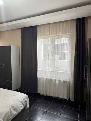 Studio, vue plage