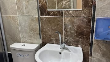 Studio, vue plage | Salle de bain
