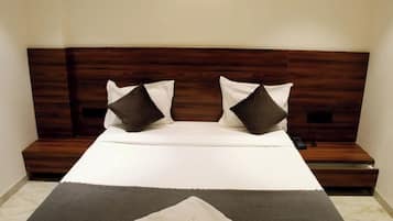 Deluxe Room | Egyptian cotton sheets, premium bedding, free WiFi, bed sheets