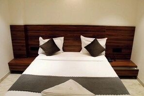 Kamar Deluks | Seprai katun Mesir, seprai premium, Wi-Fi gratis, dan seprai linen