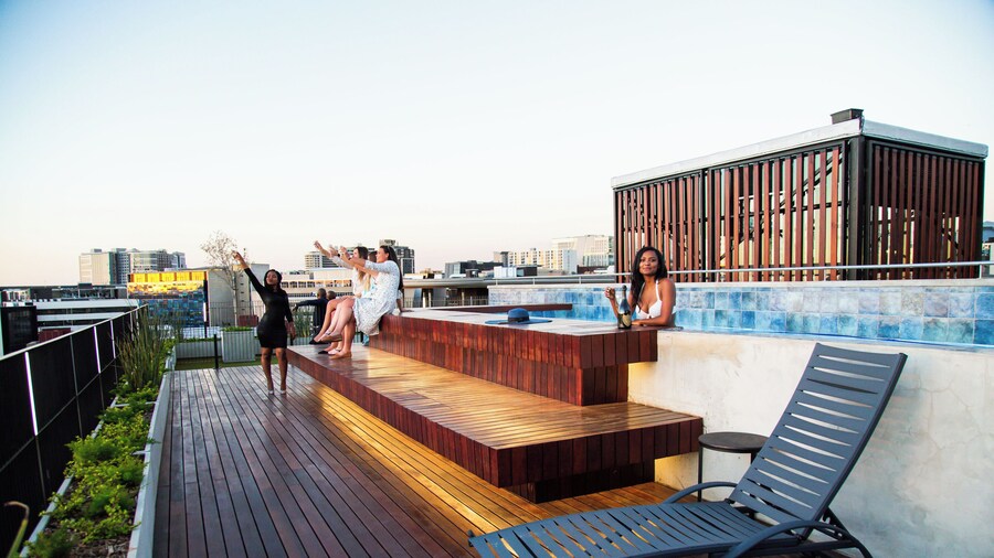 The Lineal Luxury Apartments - Airscape