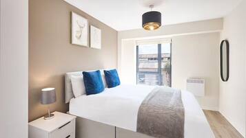 2 makuuhuonetta, silitysrauta/-lauta, ilmainen Wi-Fi, vuodevaatteet