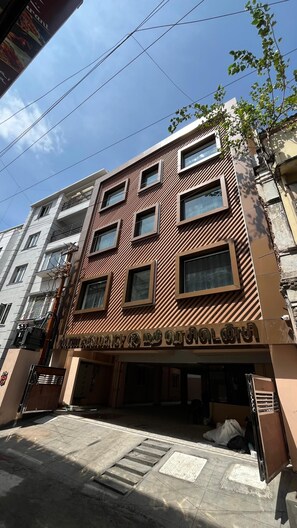 Fachada da propriedade