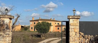 Finca Modrago - Exclusive country house near Santanyí with pool