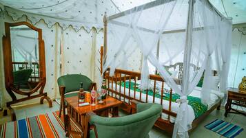 Tent, Desert View