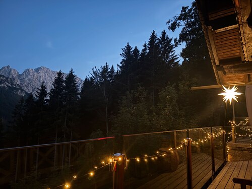 Holiday Home 'Berghaus Auf 1200m Höhe' with Mountain View, Shared Terrace and Wi-Fi