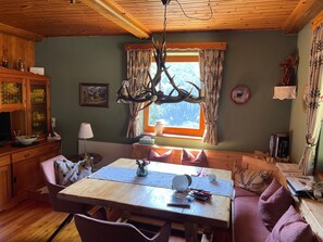 Dining - Holiday Home 'Berghaus Auf 1200m Höhe' with Mountain View, Shared Terrace and Wi-Fi (Bodental)