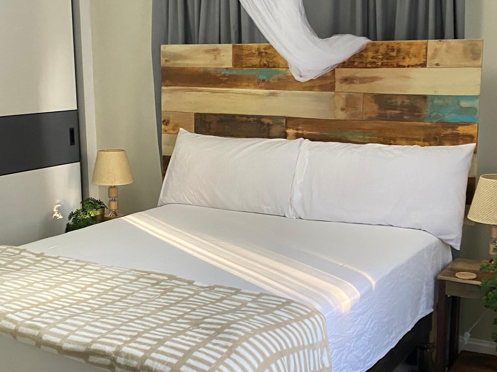 2 chambres, fer et planche à repasser, Wi-Fi gratuit, draps fournis