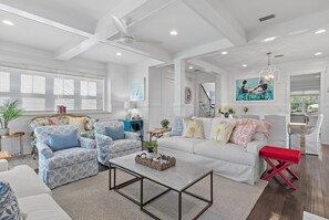 Smart-TV, peis og stereoanlegg