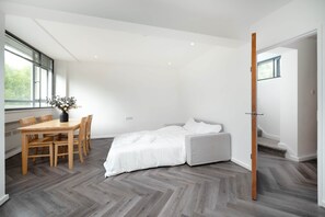 2 soverom, strykejern/-brett, wi-fi og sengetøy