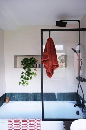 Hair dryer, towels