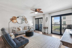 TV, DVD player, offices