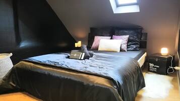 1 habitación, tabla de planchar con plancha, wifi y ropa de cama