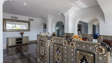 Hall