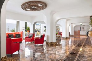Lobby - Enjoy the Best of Albufeira Marina! 2 Relaxing Units, Beachfront Hotel w/ Pools (Albufeira)