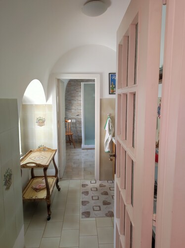 Small independent suite just a stone's throw from the historic center of Ferrandina.