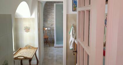 Small independent suite just a stone's throw from the historic center of Ferrandina.