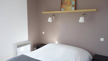 1 habitación, wifi gratis y ropa de cama