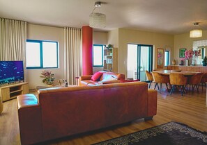 Living area - Knightsbridge Luxury Escape (Cape Town)