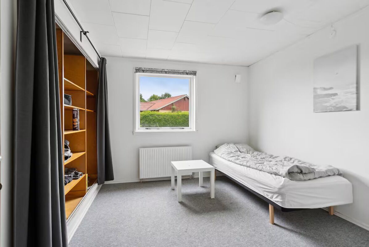 4 chambres, fer et planche à repasser, Wi-Fi, draps fournis