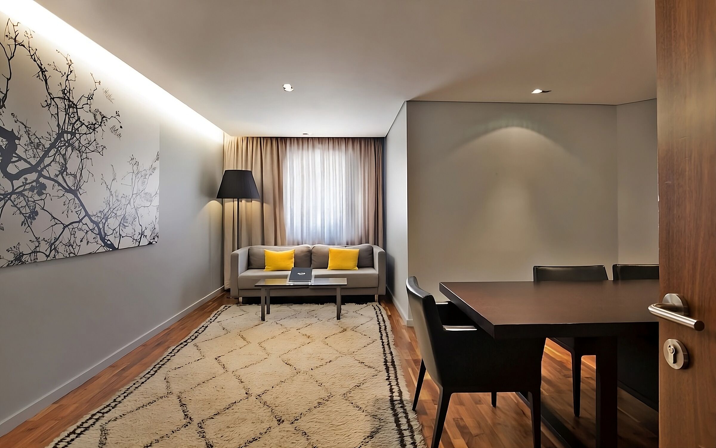 Spacious Apartment With Full Kitchen, Private Parking, Comfort At Altis Prime - Lisbon