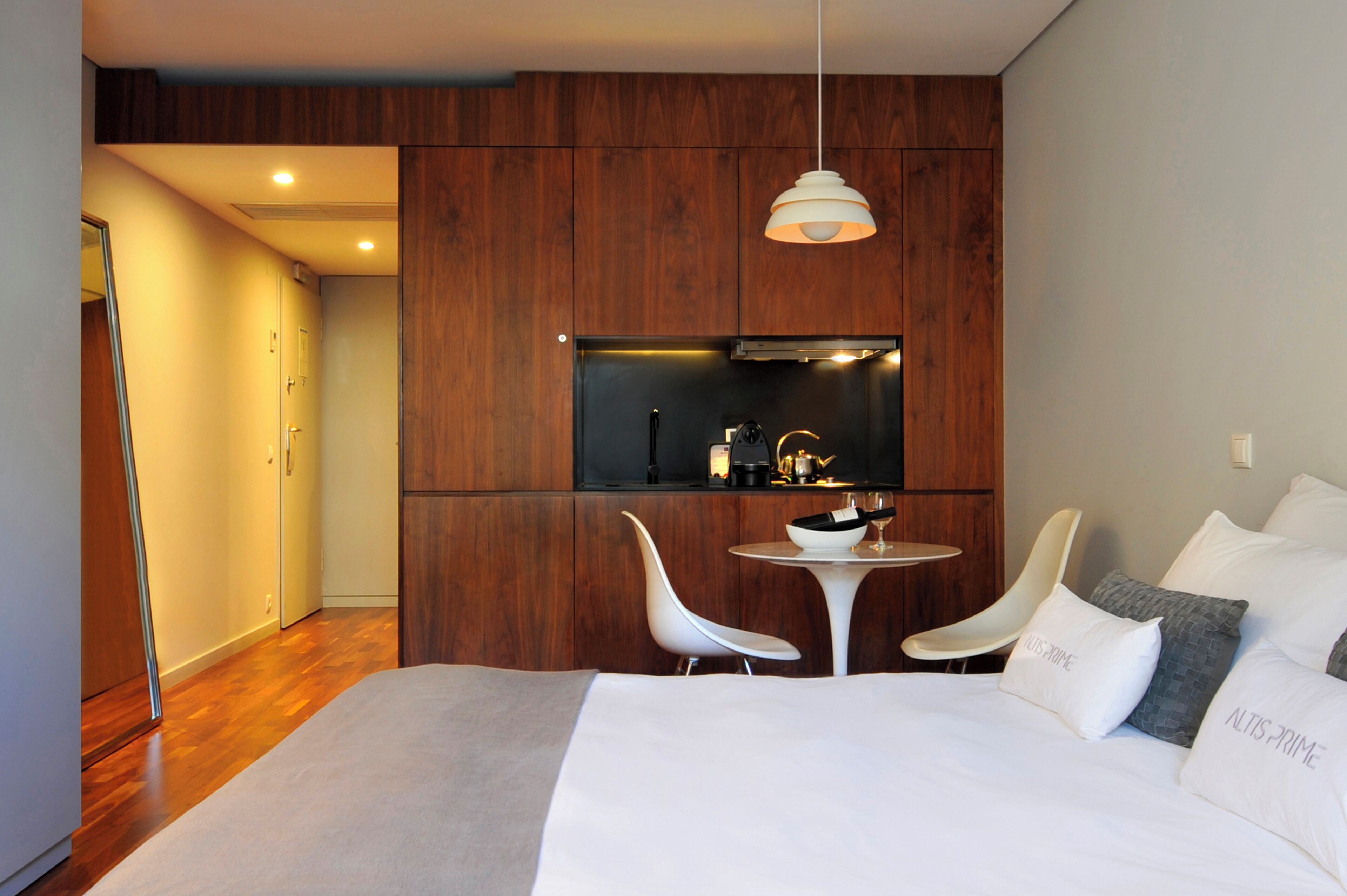 Pet-friendly Unit, Kitchen, Rooftop Sundeck, Altis Prime, Near Marquês De Pombal - Lisbon