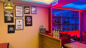 酒吧(店内)