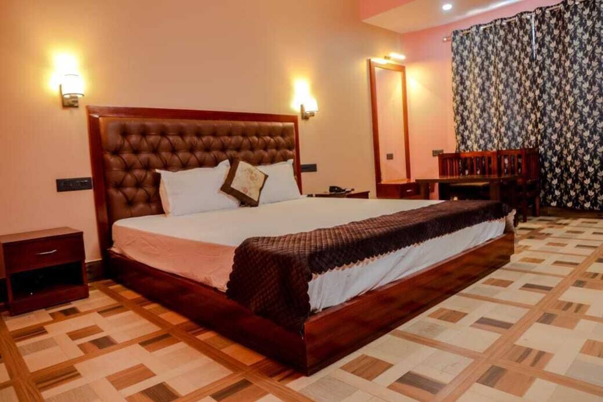 Royal Room