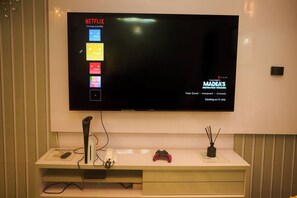 Executive Apartment | Living area