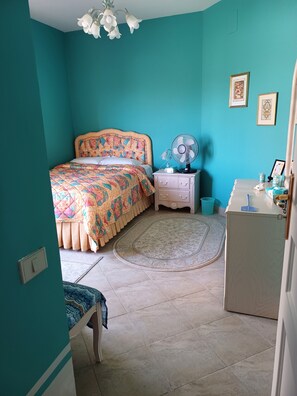 3 Schlafzimmer, Bügeleisen/Bügelbrett, WLAN, Bettwäsche